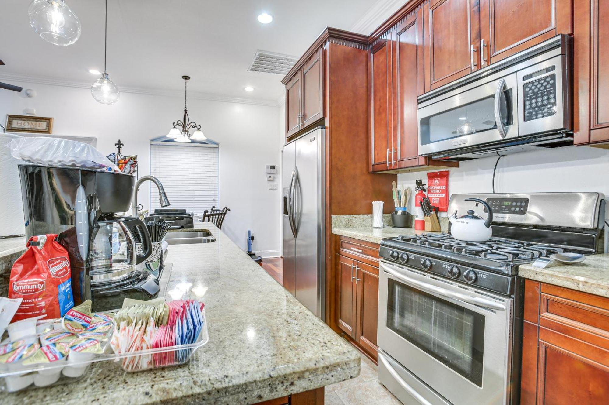 Welcoming New Orleans Home Near Bourbon St! Exterior photo